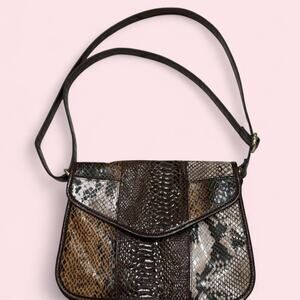 Y2k cosmopolitan snakeskin shoulder
